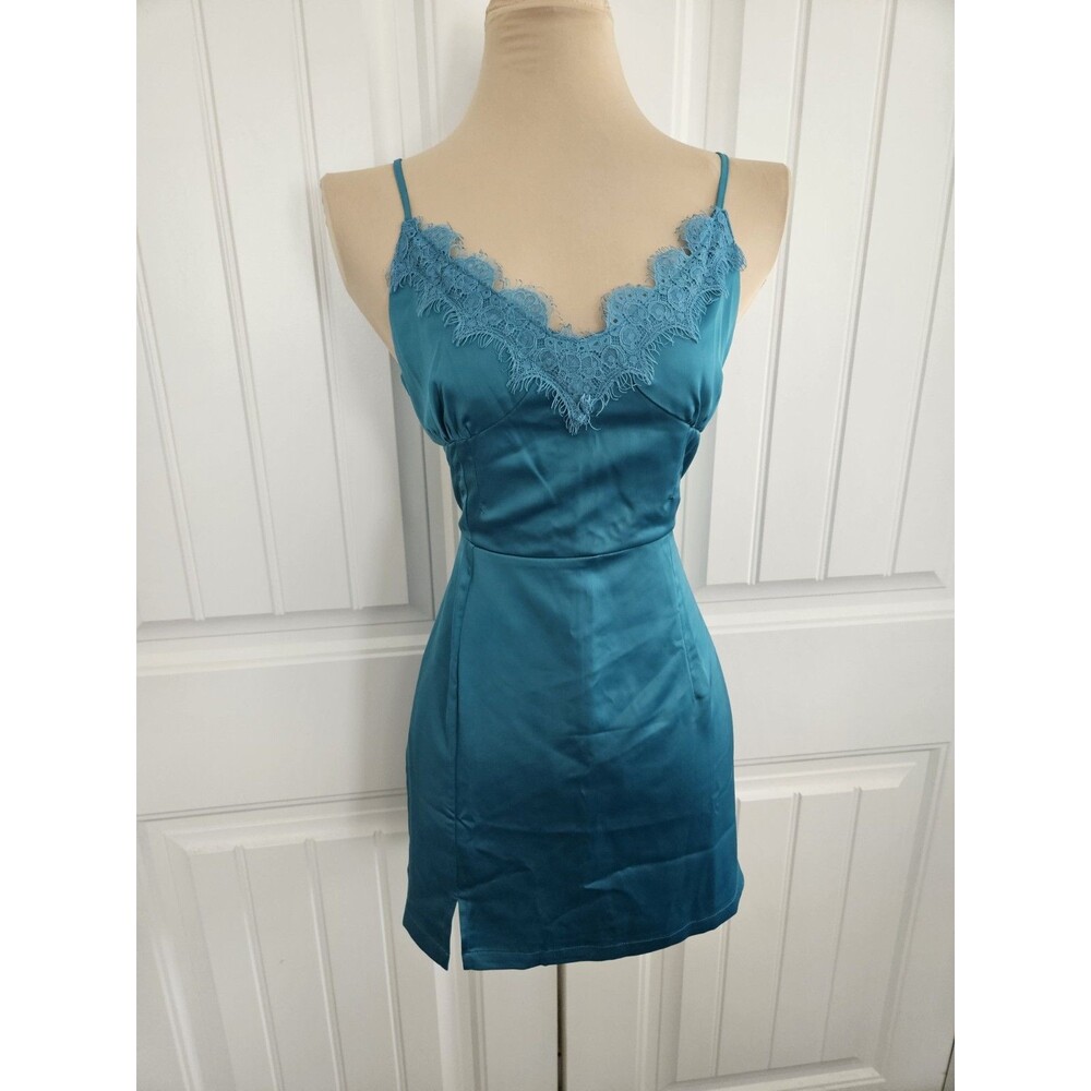 O. Vianca Teal Satin Lace Trim Mini Slip Dress V-Neck Side Slit Sz M Homecoming